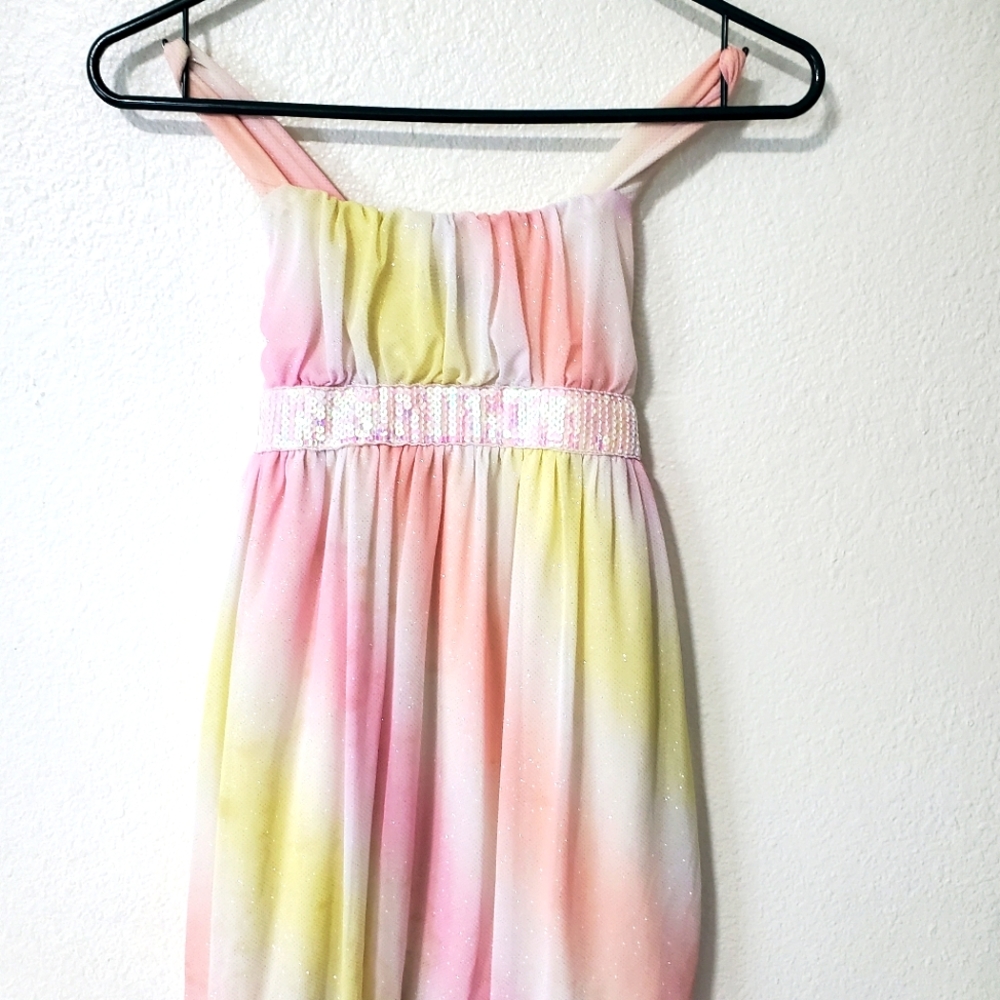Girls dress